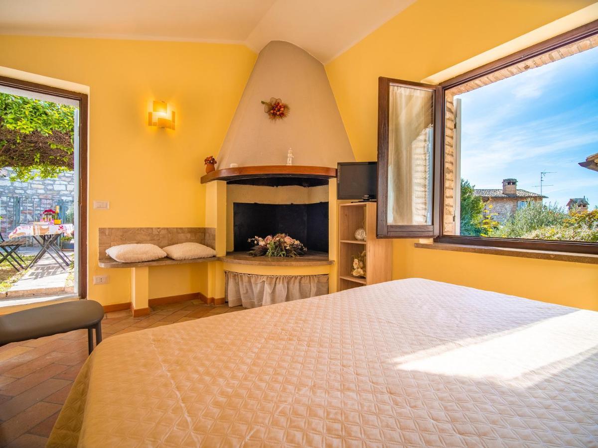 Hotel Terrazza Santa Chiara Asyż Zewnętrze zdjęcie